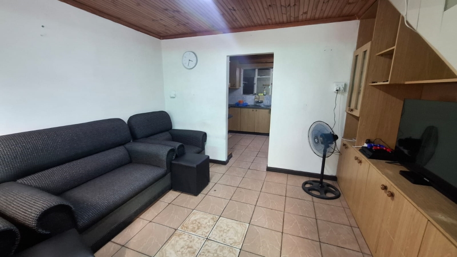 2 Bedroom Property for Sale in Woodlands Western Cape